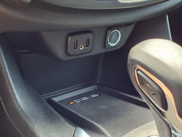 Certified 2023 Chevrolet Traverse LT AWD/4WD image 14