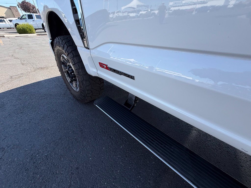 Used 2023 Ford F250 Platinum w/ Tremor Off-Road Package AWD/4WD image 23