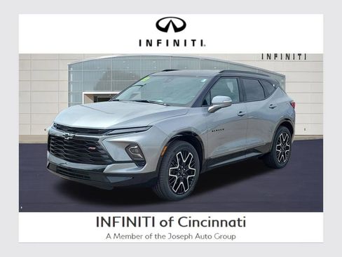 Used 2023 Chevrolet Blazer RS w/ Driver Confidence II Package FWD image 1