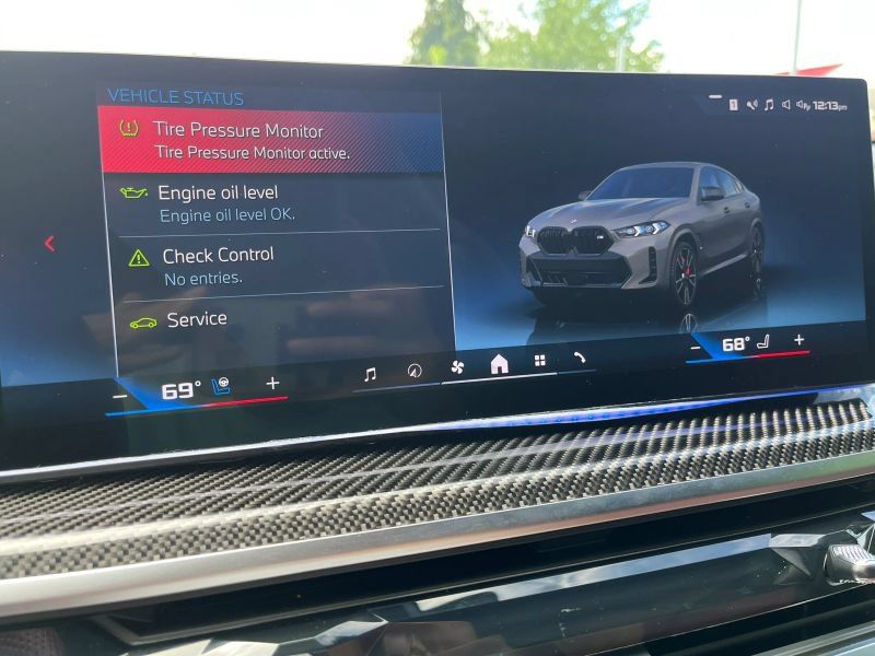 Used 2025 BMW X6 M60i AWD/4WD image 30