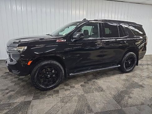 Used 2021 Chevrolet Tahoe Z71 w/ Z71 Signature Package image 6