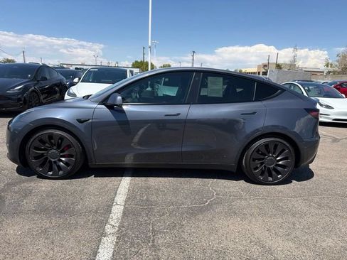 Used 2022 Tesla Model Y Performance AWD/4WD image 4