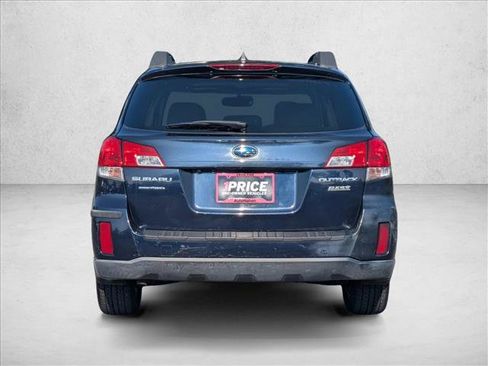 Used 2014 Subaru Outback 2.5i Limited w/ Moonroof Package AWD/4WD image 7