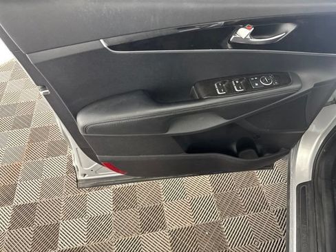Used 2016 Kia Sorento FWD w/ LX Convenience Package image 20