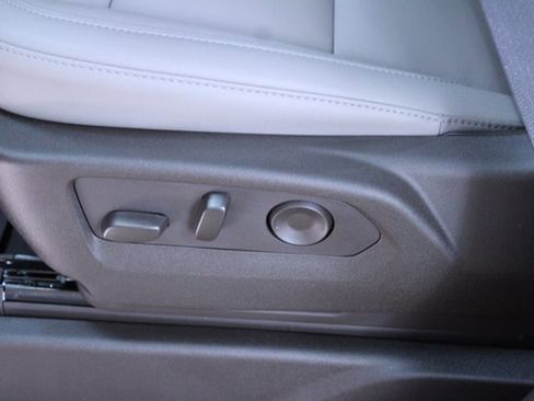 New 2026 Chevrolet Suburban LT w/ Comfort Package image 16