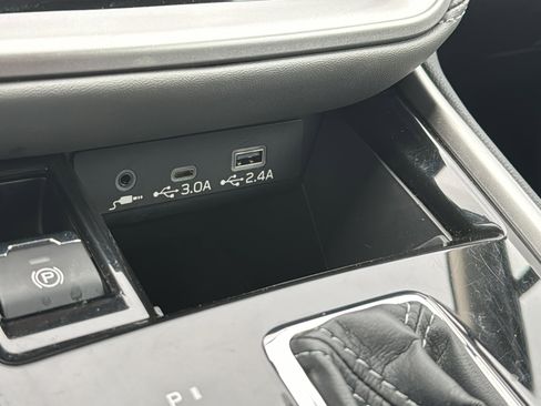 Certified 2025 Subaru Outback Onyx Edition AWD/4WD image 17