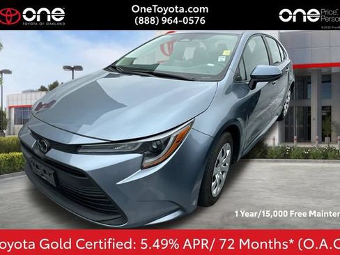 Used 2024 Toyota Corolla LE FWD image 1