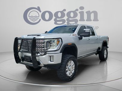 Used 2021 GMC Sierra 2500 Denali w/ Denali Ultimate Package