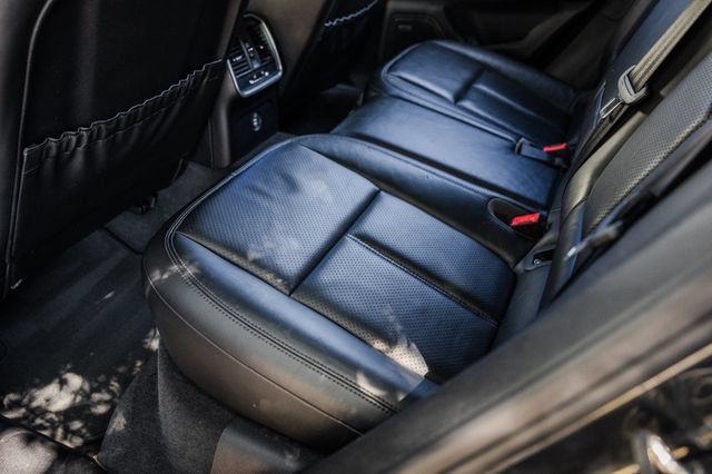 Used 2018 Porsche Macan S AWD/4WD image 65