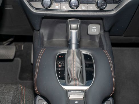 Certified 2024 Honda HR-V Sport image 23