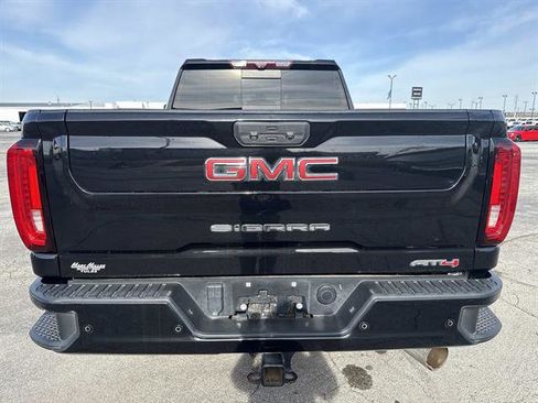 Used 2022 GMC Sierra 2500 AT4 w/ AT4 Premium Plus Package image 5