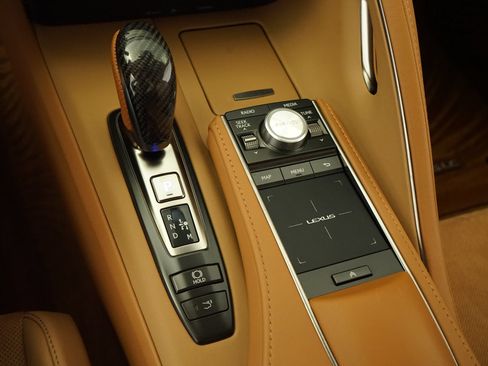 Used 2018 Lexus LC 500 Coupe w/ Performance Package RWD image 26