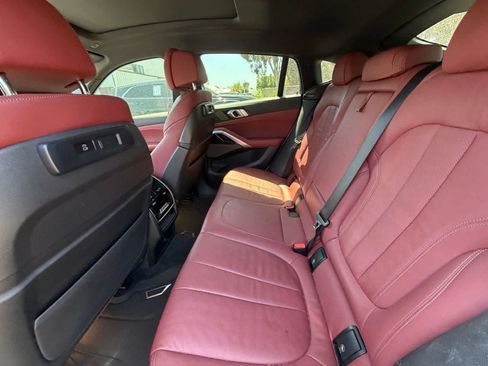 Used 2021 BMW X6 sDrive40i w/ M Sport Package RWD image 5
