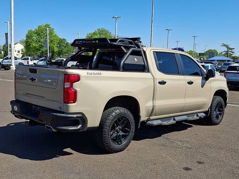 Used 2022 Chevrolet Silverado 1500 LT Trail Boss w/ LT Trail Boss Premium Package AWD/4WD image 4