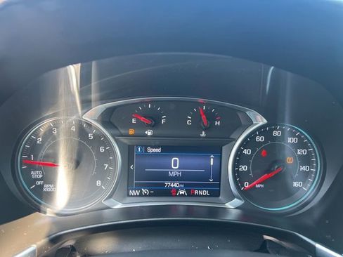 Used 2020 Chevrolet Equinox LT image 25