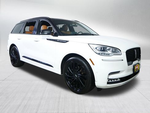 Used 2023 Lincoln Aviator Black Label image 1