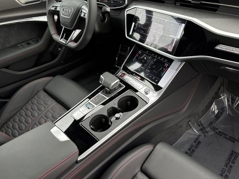 New 2026 Audi RS 7 Performance image 12