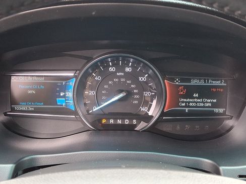 Used 2017 Ford Explorer XLT w/ Equipment Group 202A AWD/4WD image 28