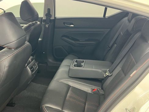 Used 2023 Nissan Altima 2.0 SR image 11