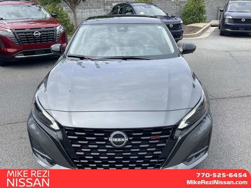 New 2026 Nissan Altima 2.5 SR w/ SR Premium Package FWD image 6