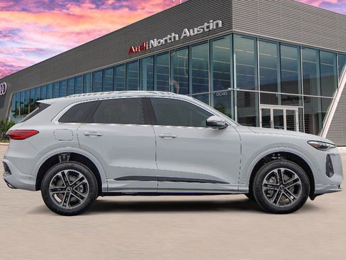 New 2025 Audi Q5 Premium Plus image 3