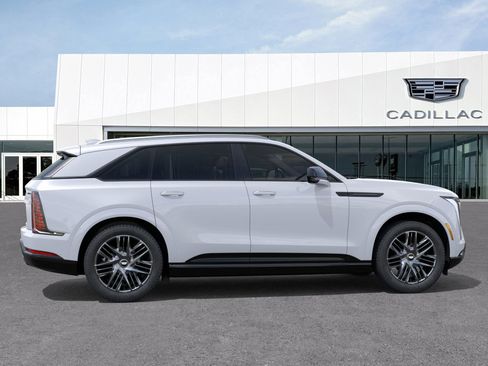 New 2026 Cadillac Escalade IQ Sport 1 w/ LPO, ONYX Package image 29