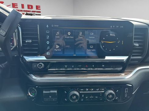 Used 2025 Chevrolet Silverado 2500 LT w/ Convenience Package AWD/4WD image 21