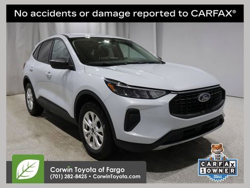 Used 2025 Ford Escape Active AWD/4WD image 1