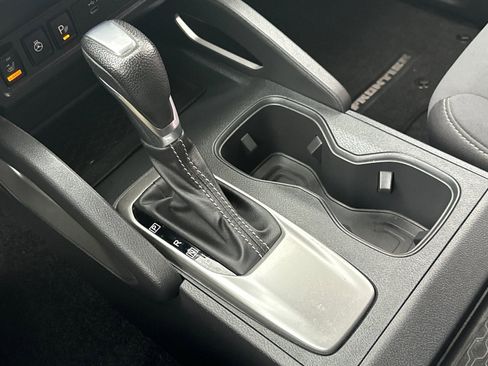 Used 2022 Nissan Frontier SV image 22