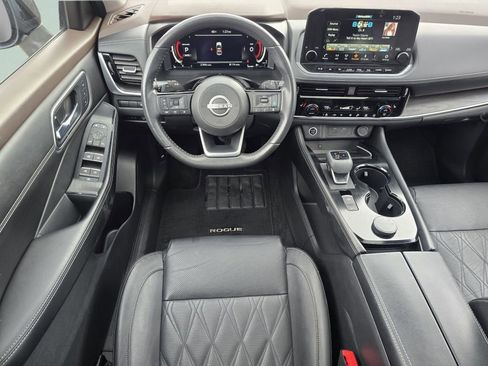 Used 2023 Nissan Rogue Platinum image 26