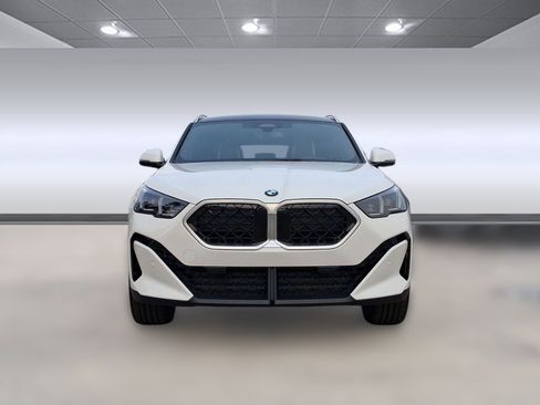 Used 2026 BMW X2 xDrive28i w/ Technology Package AWD/4WD image 6