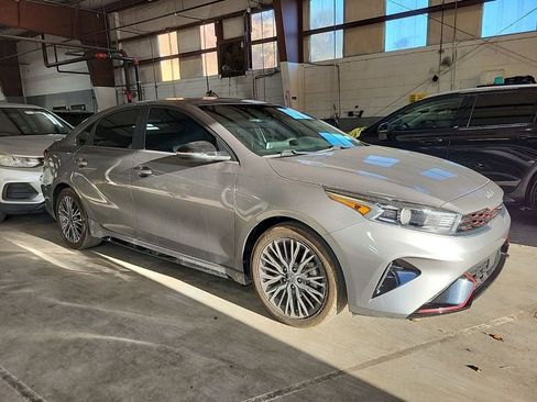 Used 2024 Kia Forte GT-Line w/ GT-Line Premium Package image 3