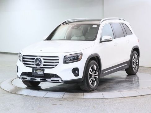 Certified 2025 Mercedes-Benz GLB 250 4MATIC image 9