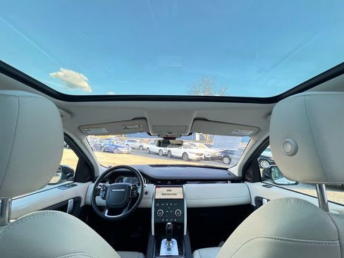 Used 2020 Land Rover Discovery Sport S image 14