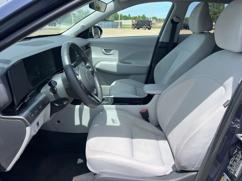 Used 2025 Hyundai Kona SEL FWD image 10