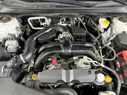 Used 2018 Subaru Outback 2.5i Limited w/ Popular Package #2 image 31