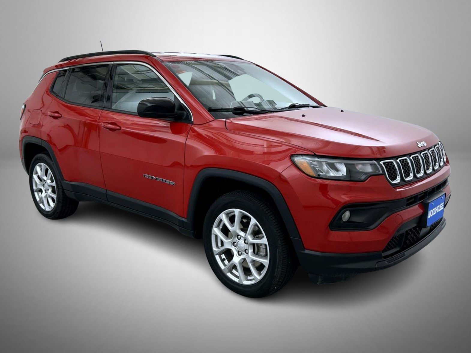 Certified 2023 Jeep Compass Latitude AWD/4WD image 3