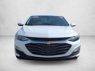 Used 2019 Chevrolet Malibu LT w/ Driver Confidence Package II FWD video 2