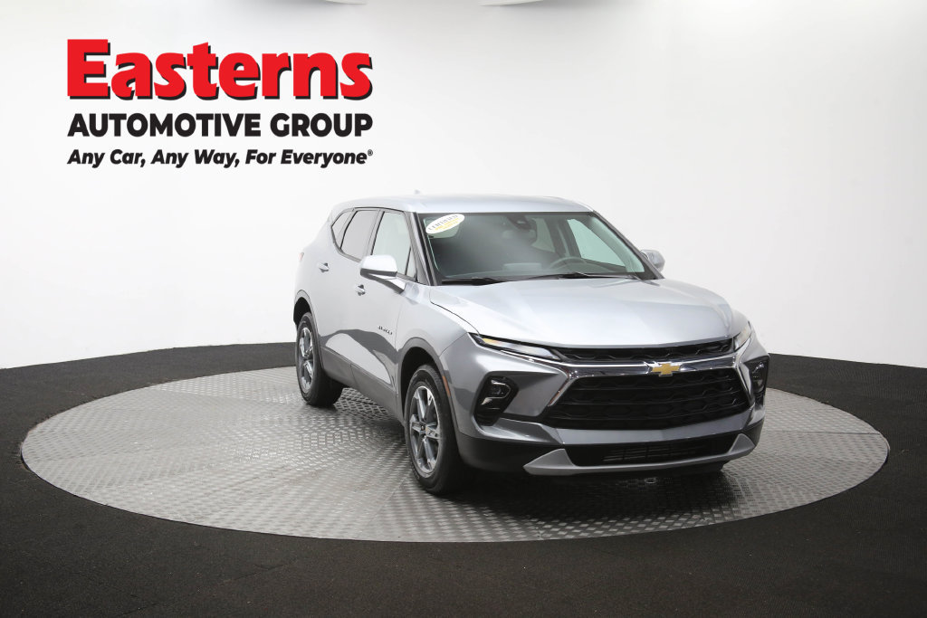 Used 2025 Chevrolet Blazer LT FWD image 55