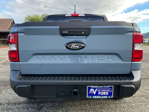 New 2025 Ford Maverick Lariat w/ Black Appearance Package image 19