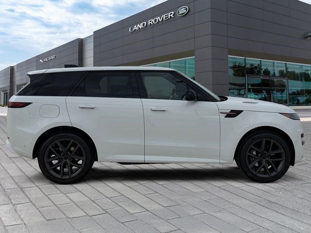 New 2026 Land Rover Range Rover Sport Dynamic SE AWD/4WD image 6