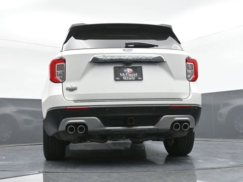 Used 2021 Ford Explorer King Ranch w/ Premium Technology Package image 27