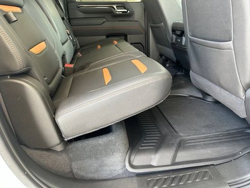 Used 2024 GMC Sierra 2500 AT4 w/ Max Trailering Package AWD/4WD image 37