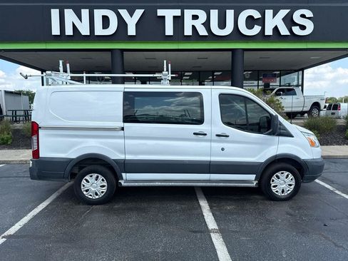 Used 2018 Ford Transit 250 130 Low Roof w/ Exterior Upgrade Package RWD image 1