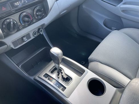 Used 2014 Toyota Tacoma 4x4 Double Cab w/ TRD Sport Package image 20