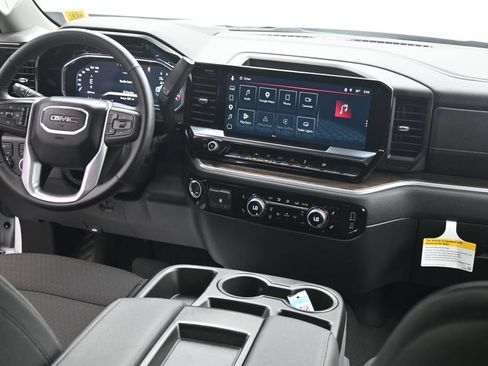 Used 2026 GMC Sierra 1500 Elevation AWD/4WD image 14