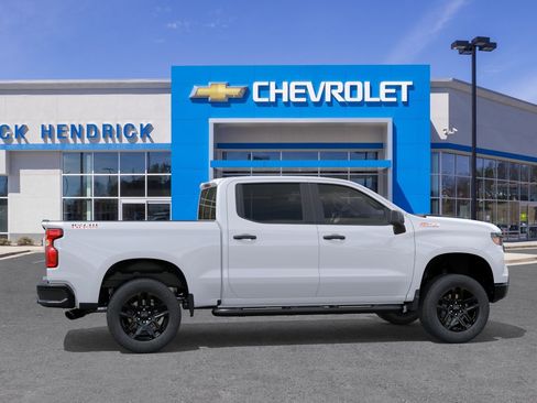 New 2026 Chevrolet Silverado 1500 Custom Trail Boss w/ Turbomax Blackout Package AWD/4WD image 7