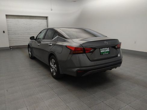Used 2024 Nissan Altima 2.5 S FWD image 5