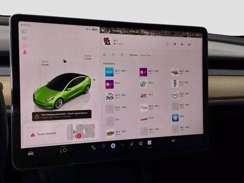 Used 2023 Tesla Model 3 Standard Range RWD image 17