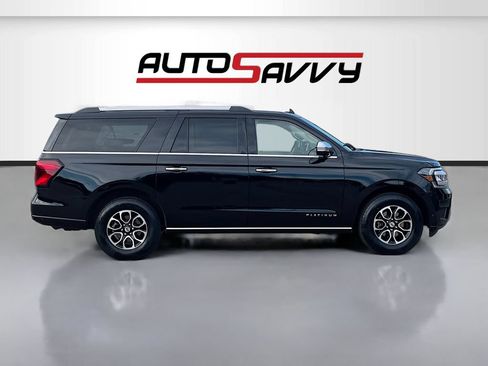 Used 2024 Ford Expedition Max Platinum AWD/4WD image 8